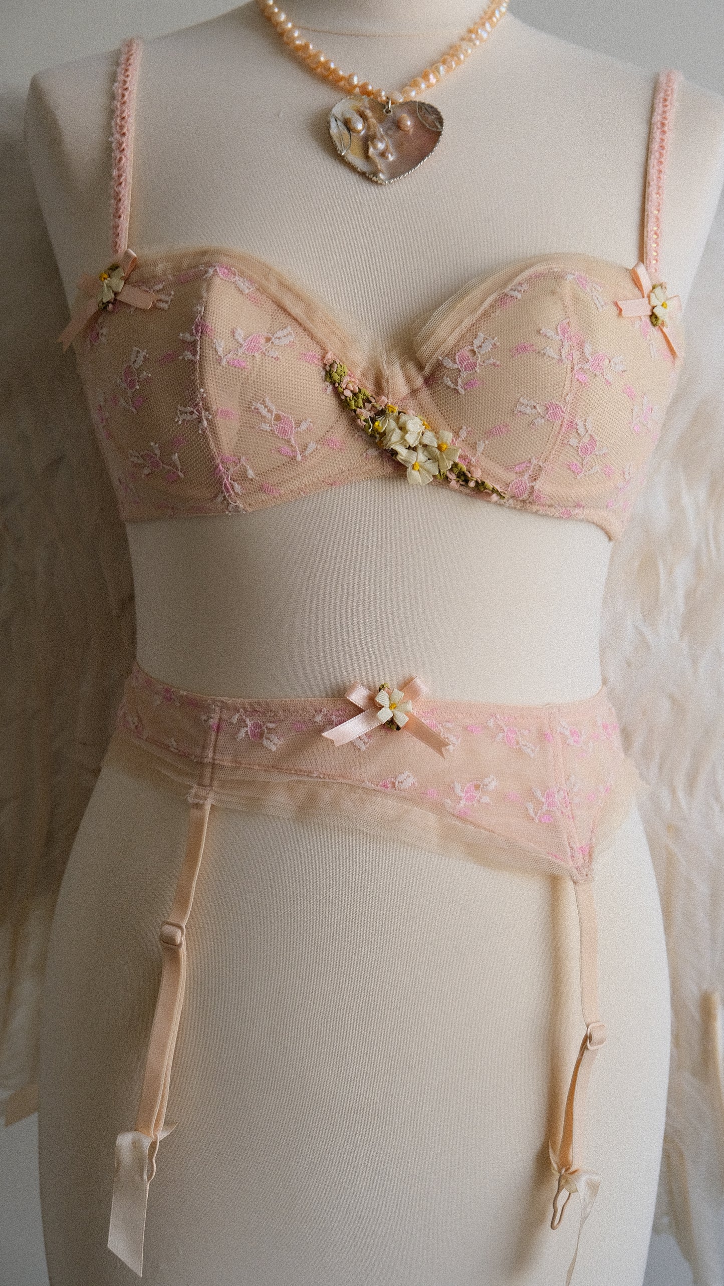 Victoria’s Secret x Chantal Thomass lingerie set (75C/34C)