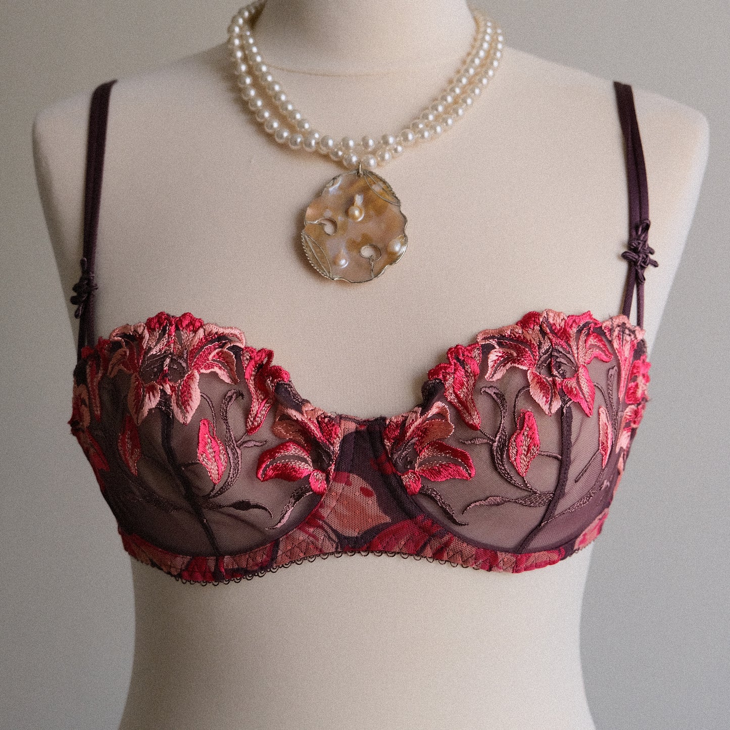 Blush Thorn bra (70B/32B)