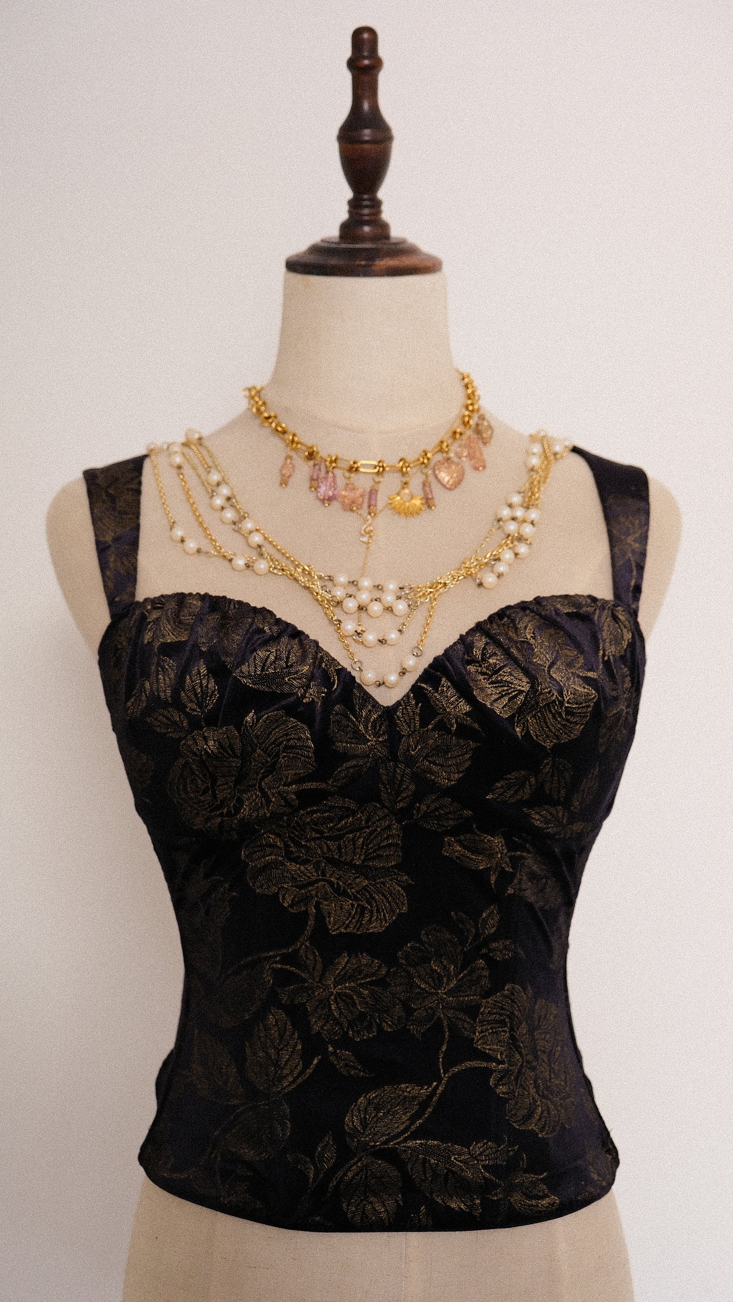 A midnight vineyard romance top (L)