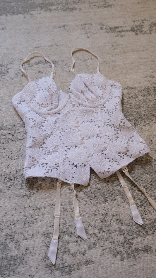 Daisy lace corset (S/M, B cup)
