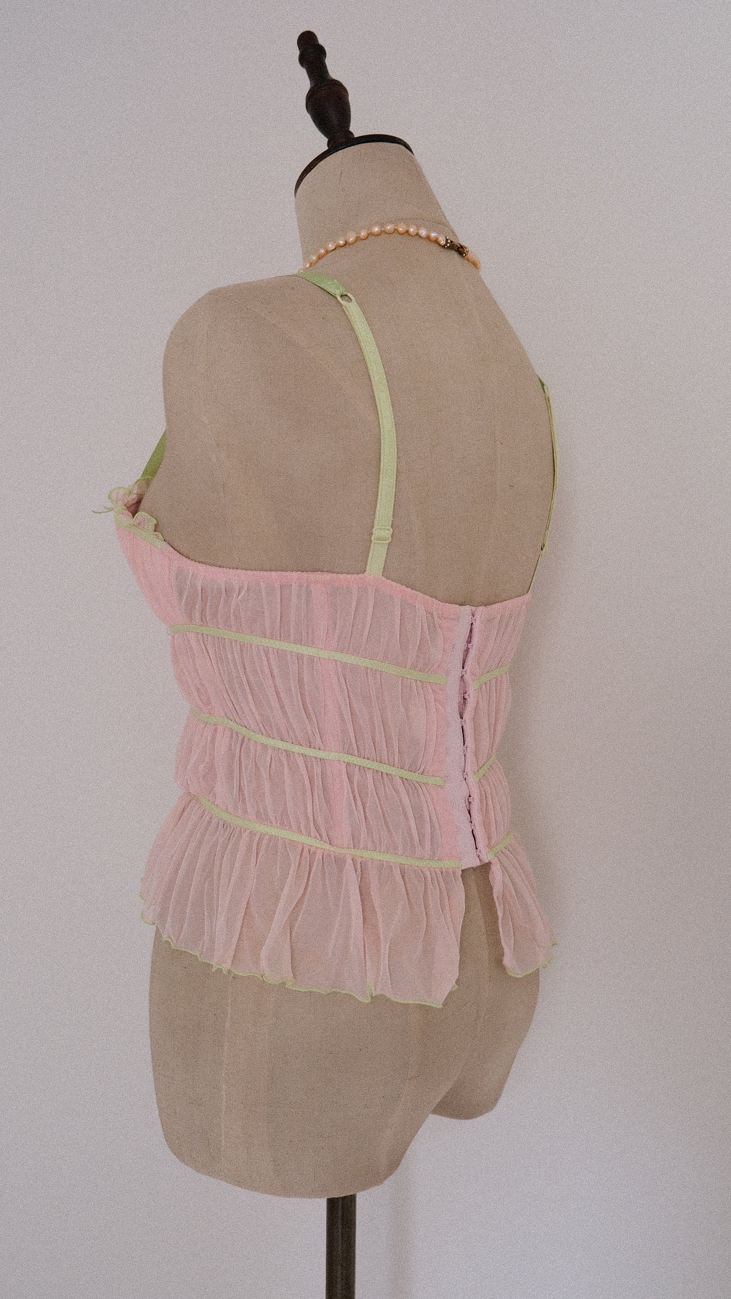 Rare 2006 Chantal Thomass Ruffle corset (70B/32B)