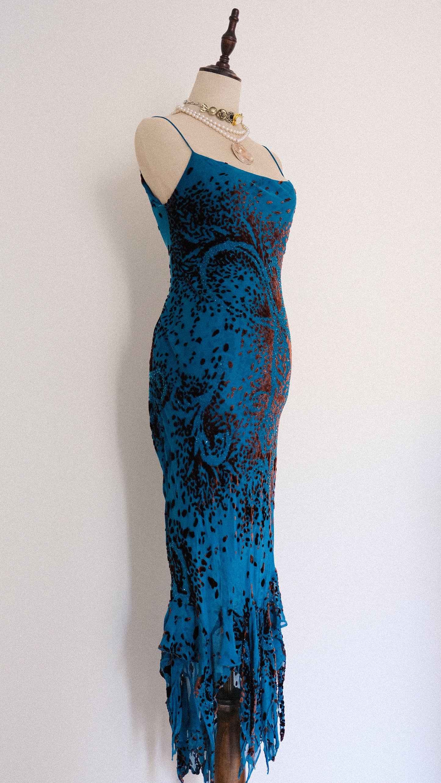 Azure Echo dress (M-L)