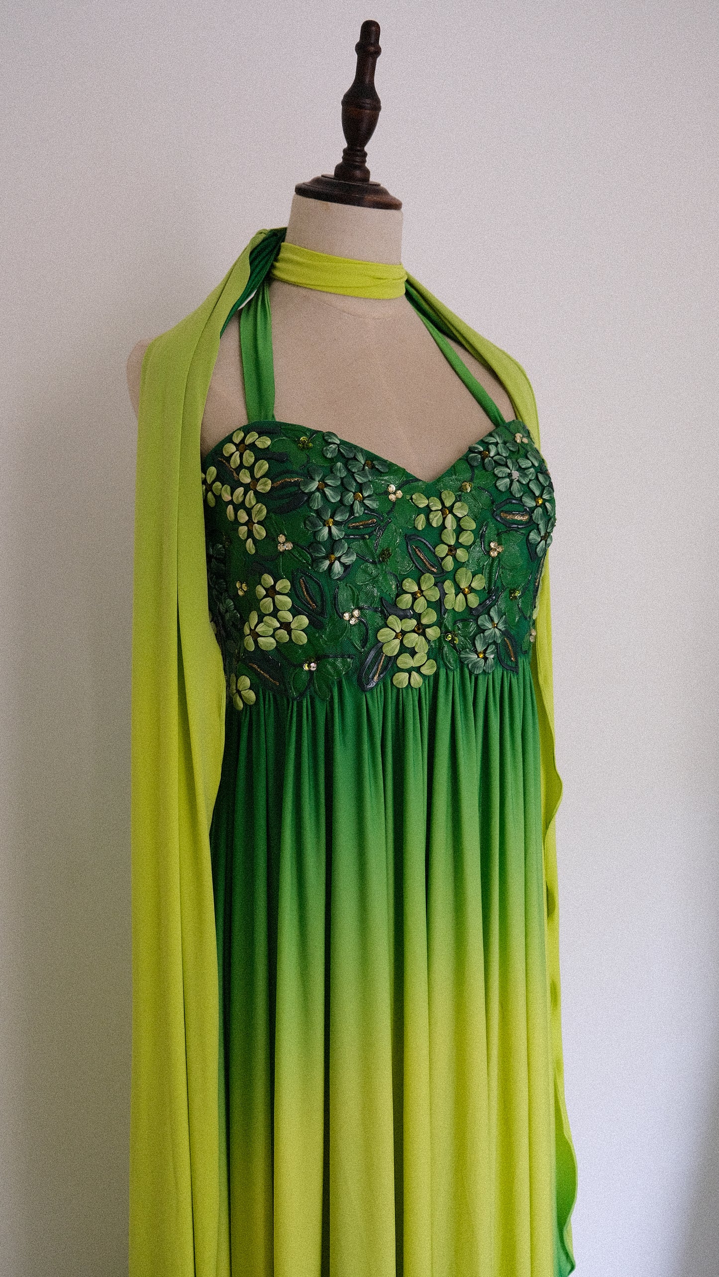 Limeglow gown (M, M/L)
