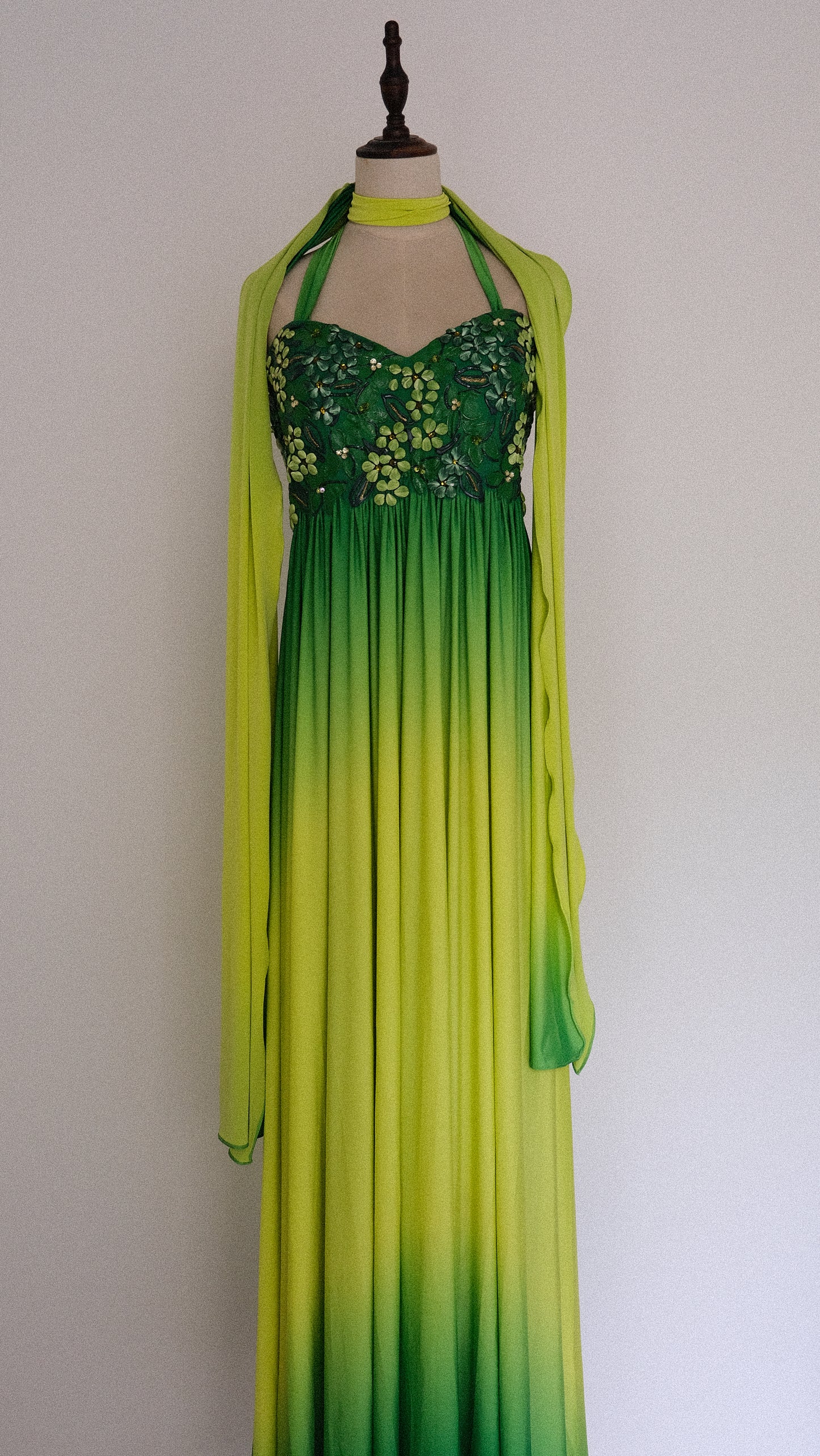 Limeglow gown (M, M/L)