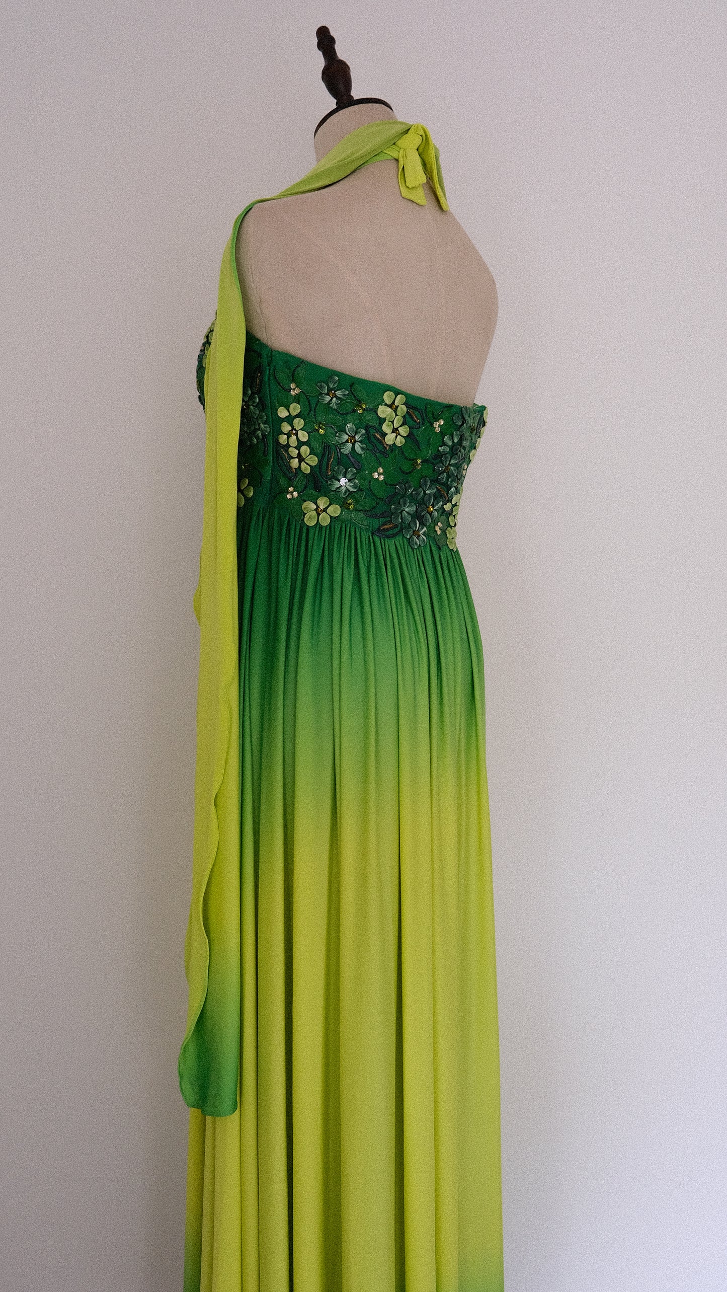 Limeglow gown (M, M/L)