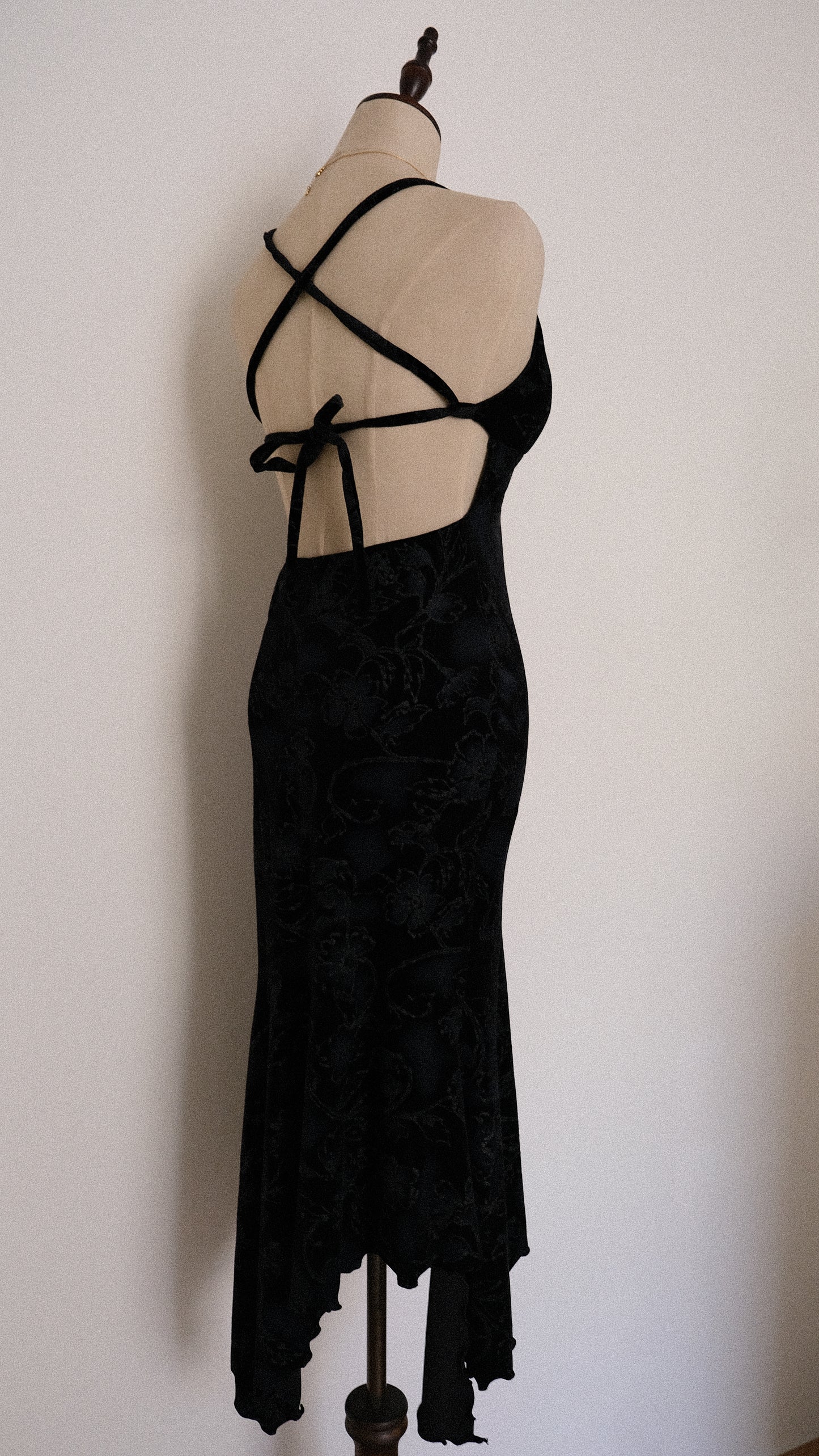 Vintage Siren laced dress (S)