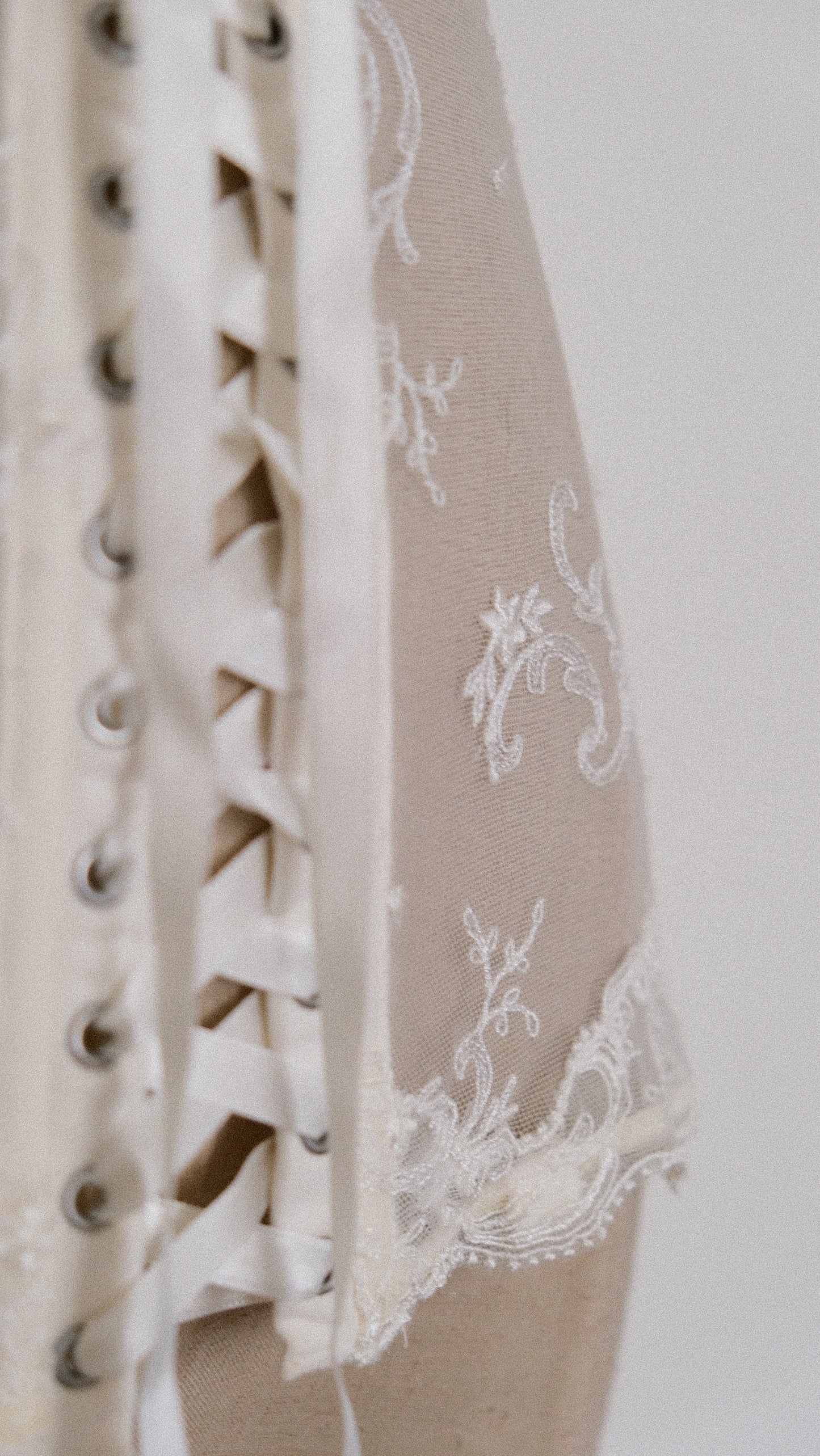 Vintage French Angelic garter (M)