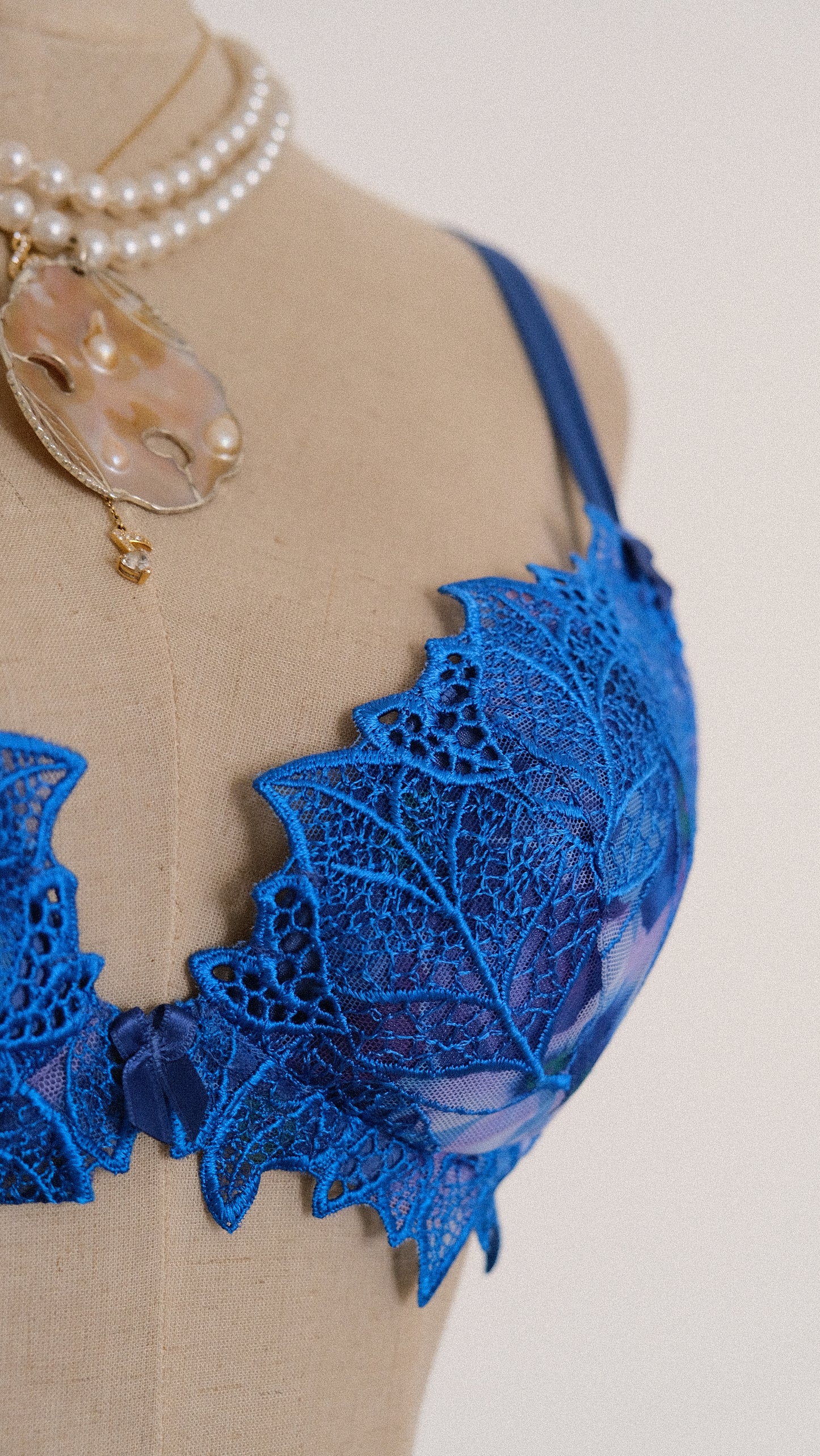 Vintage French Deepwaters bra (75B/34B)