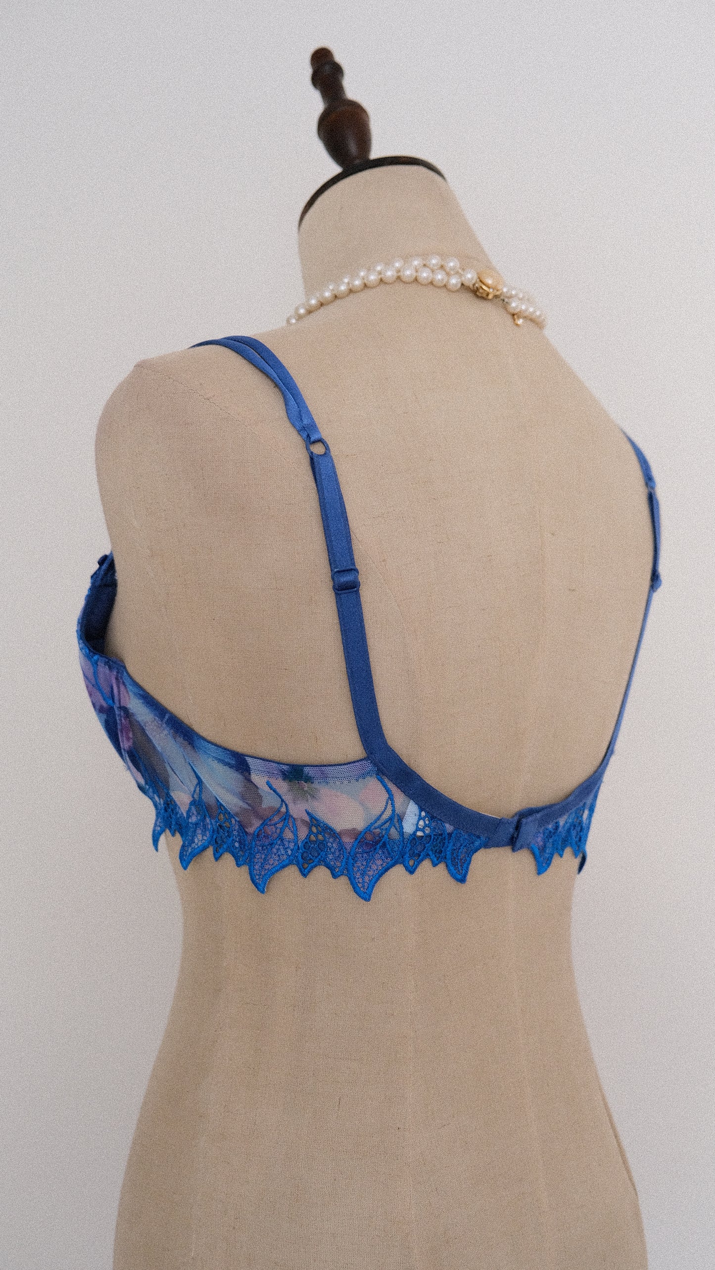 Vintage French Deepwaters bra (75B/34B)