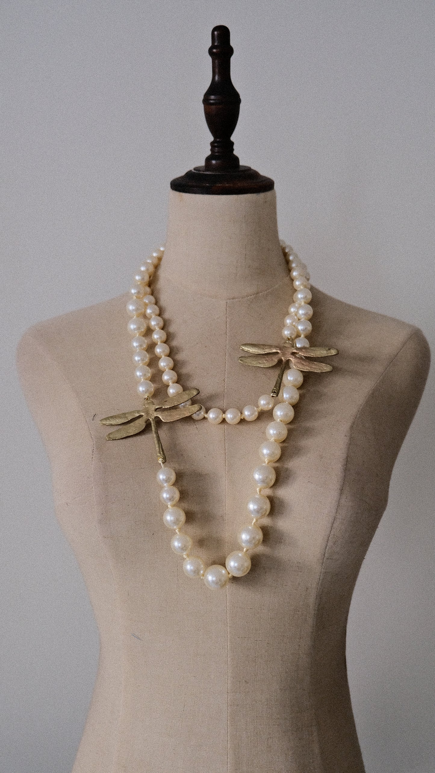 Dragonfly Faux Pearl necklace