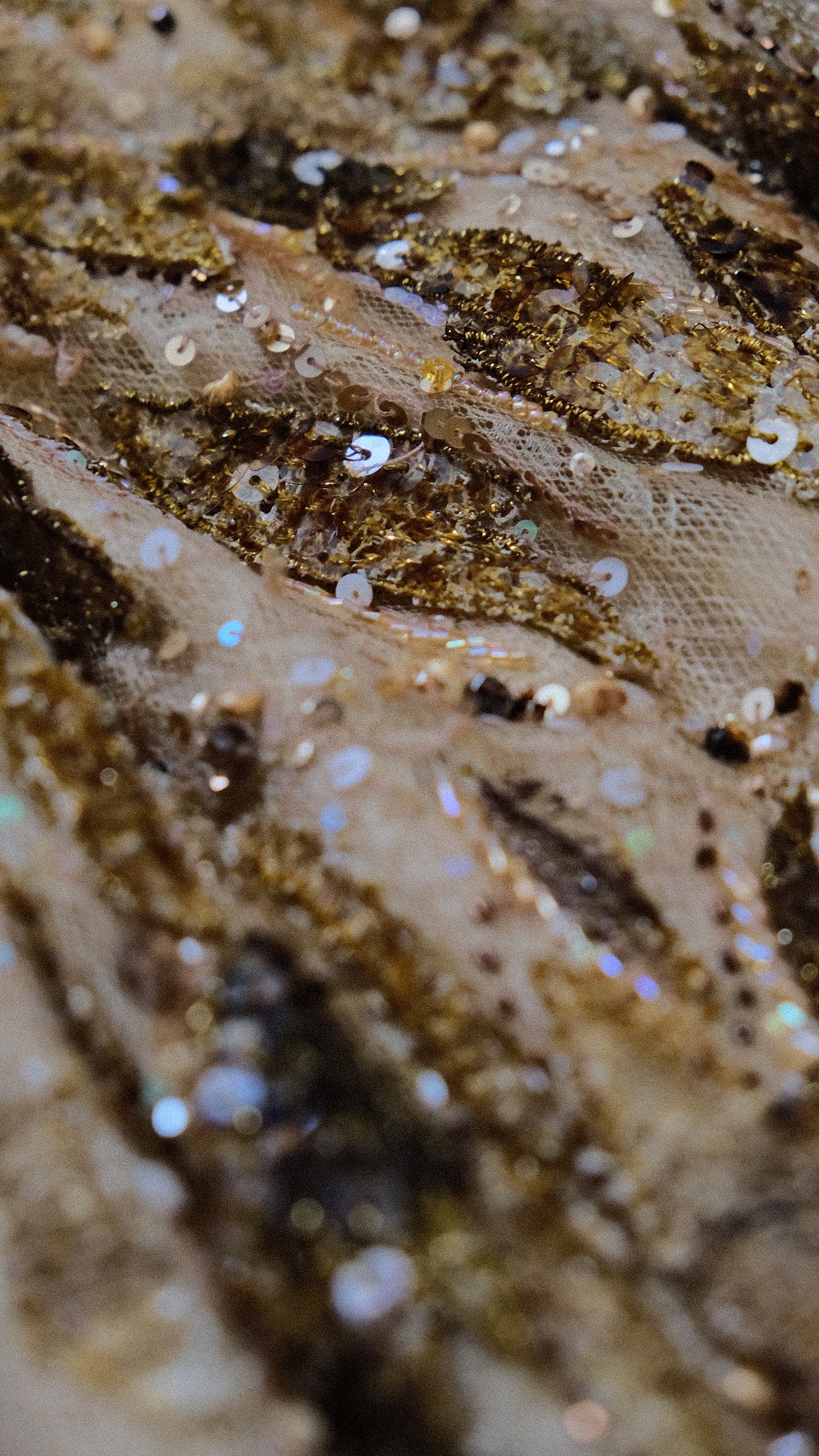 Spanish Dust of Gold evening gown (M)