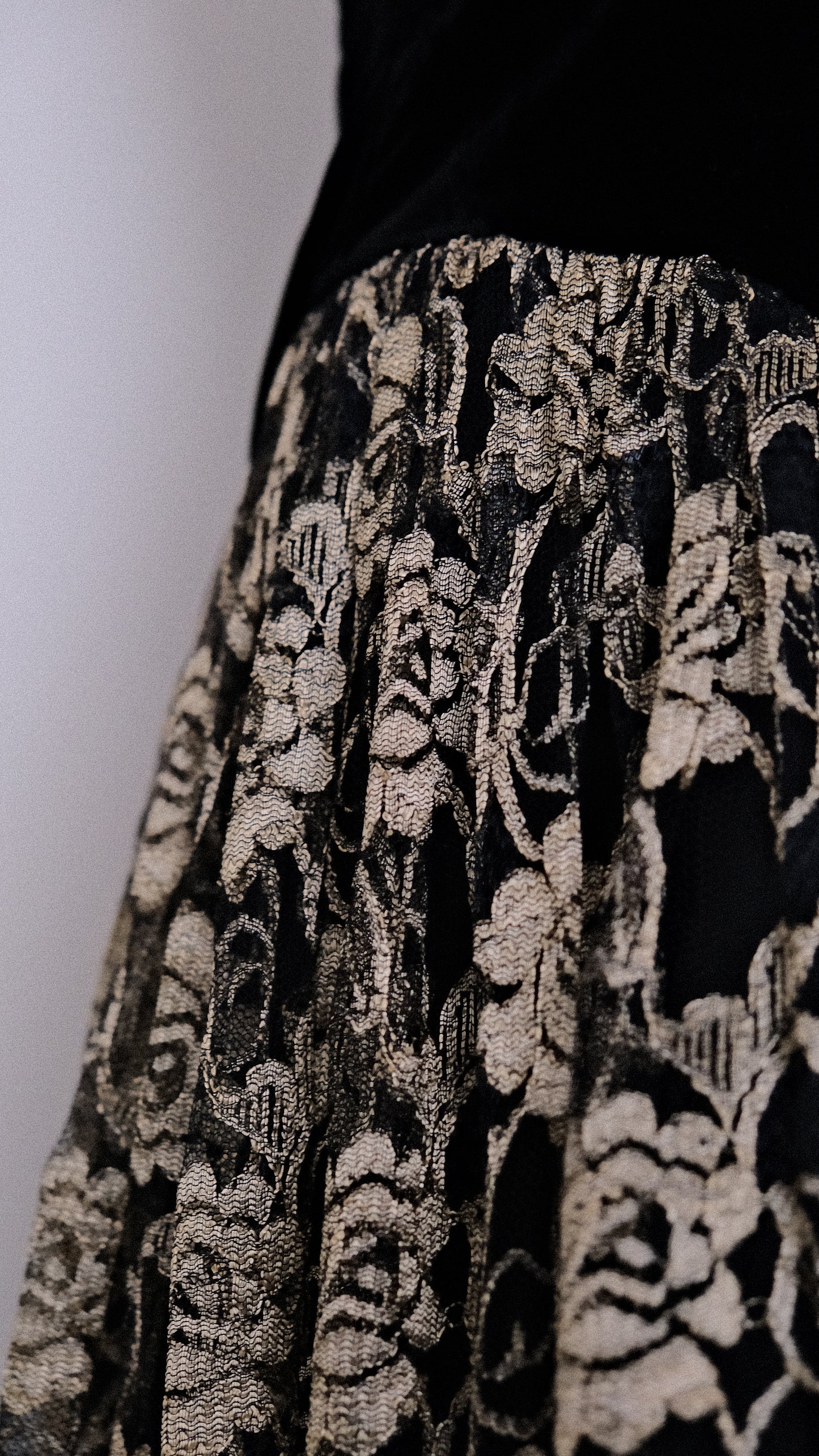 Baroque Rose dress (S/M)