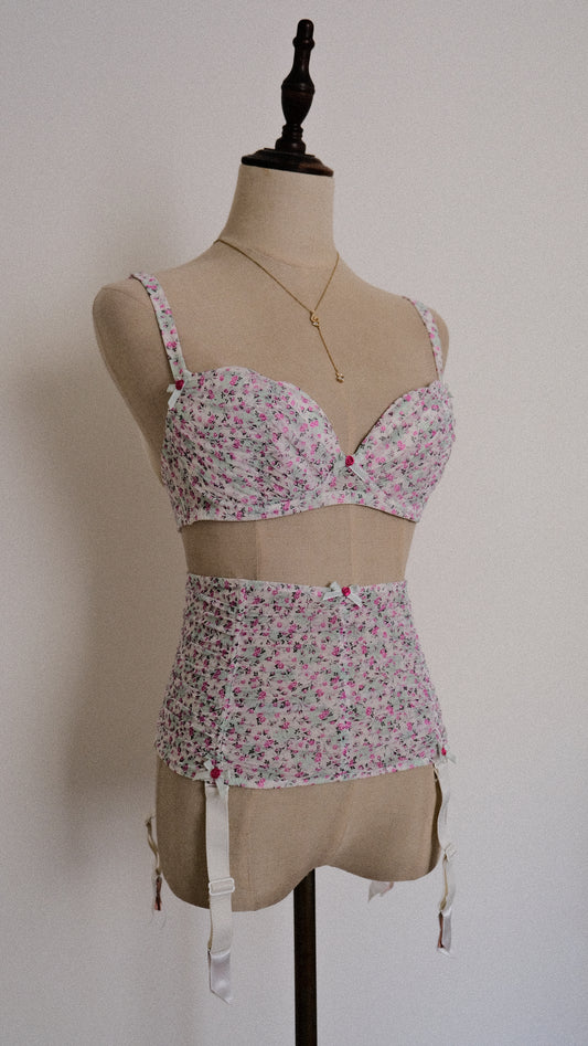 Chantal Thomass Floral lingerie set (1, 70D/32D)