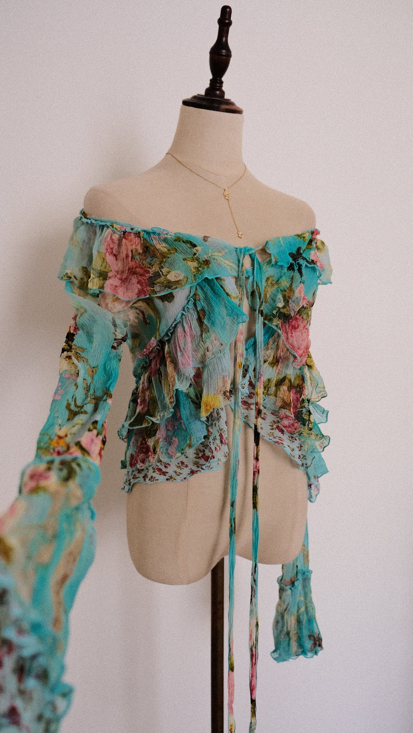 Vintage French Floral blouse (M)