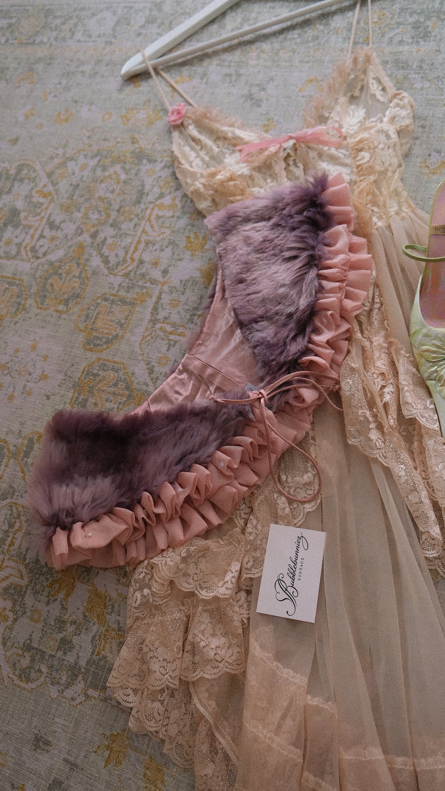 Vintage faux fur ruffle bolero (ONE SIZE)