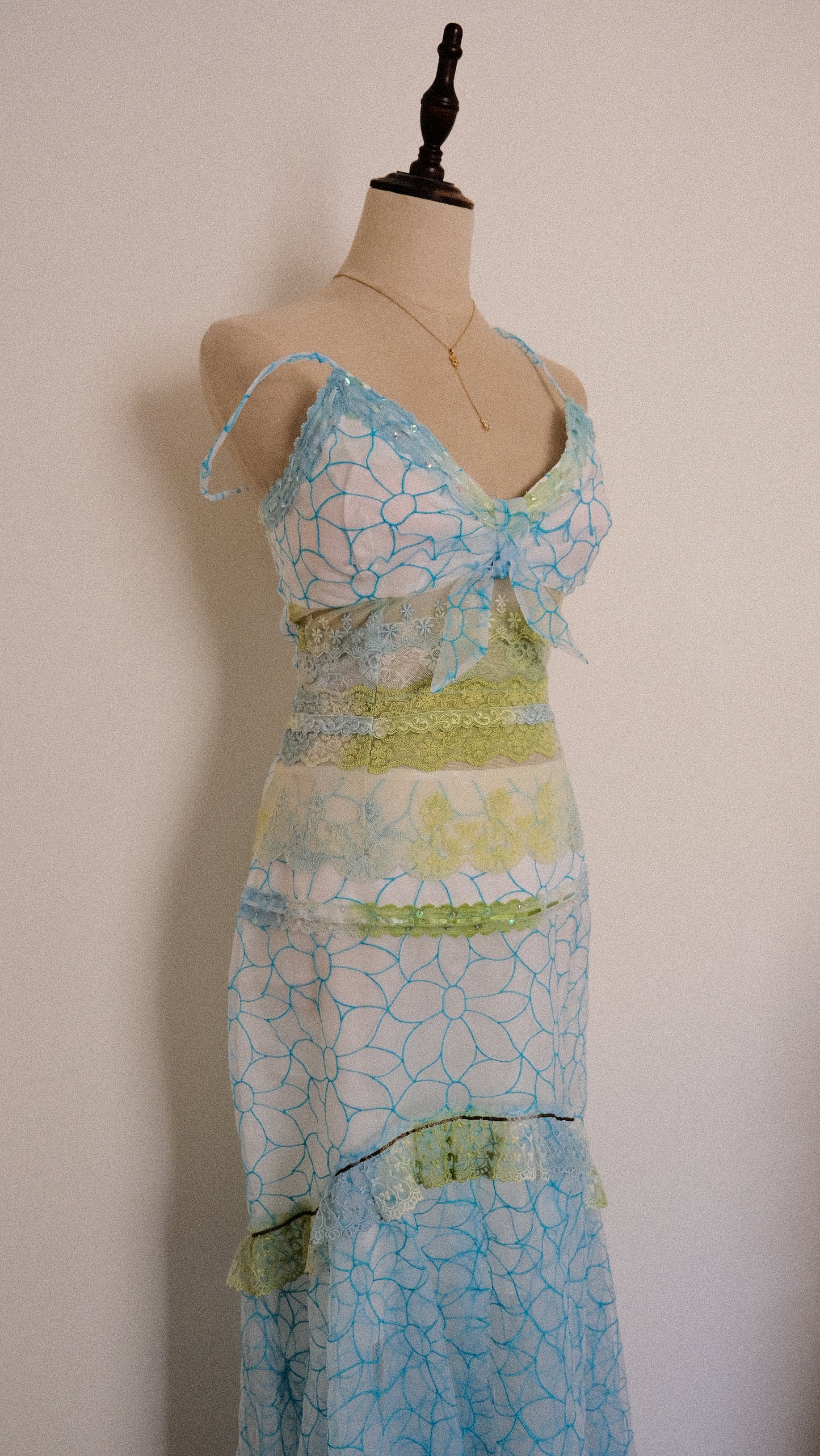 Whisper of the Water Nymph set (S)