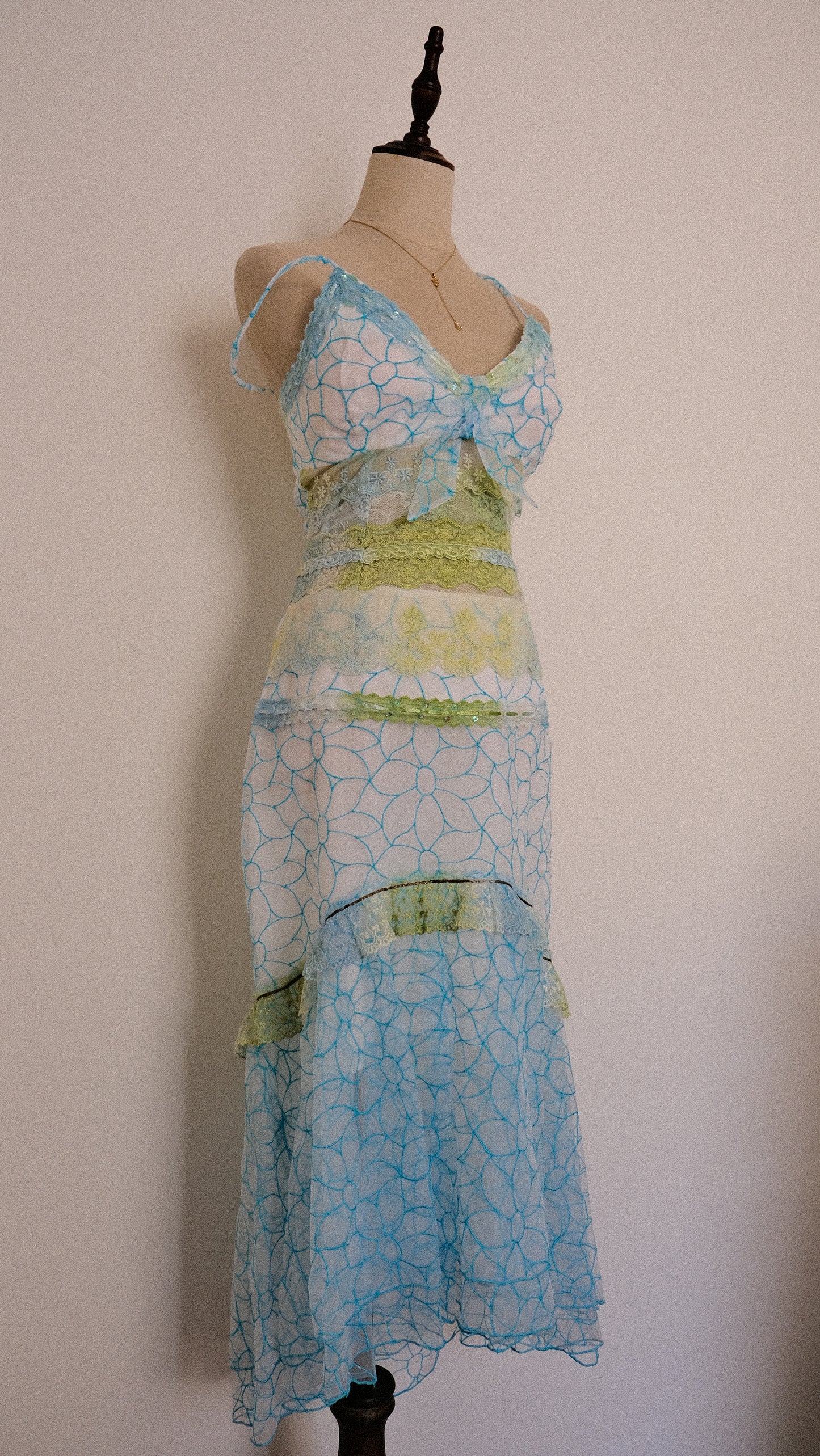 Whisper of the Water Nymph set (S)