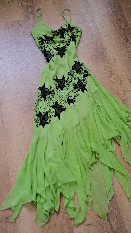 The floral lime fantasy dress (S/M, M)