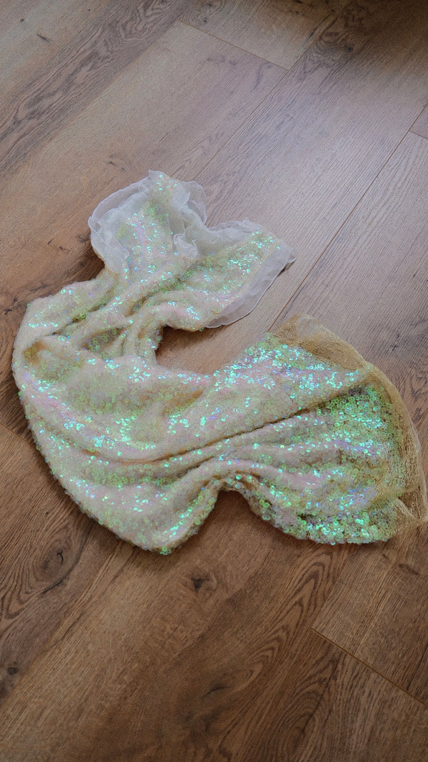 Seafoam Sequin dress (S)