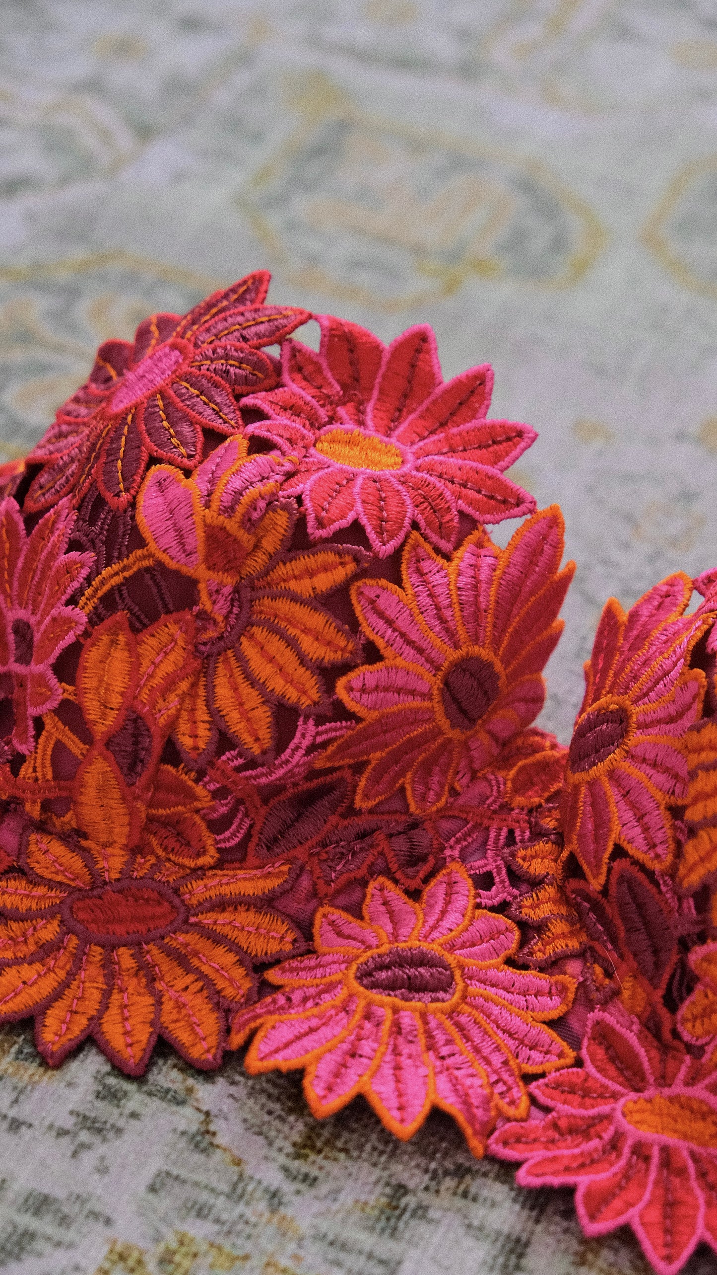 Vintage French Floral balconette (70D/32D)