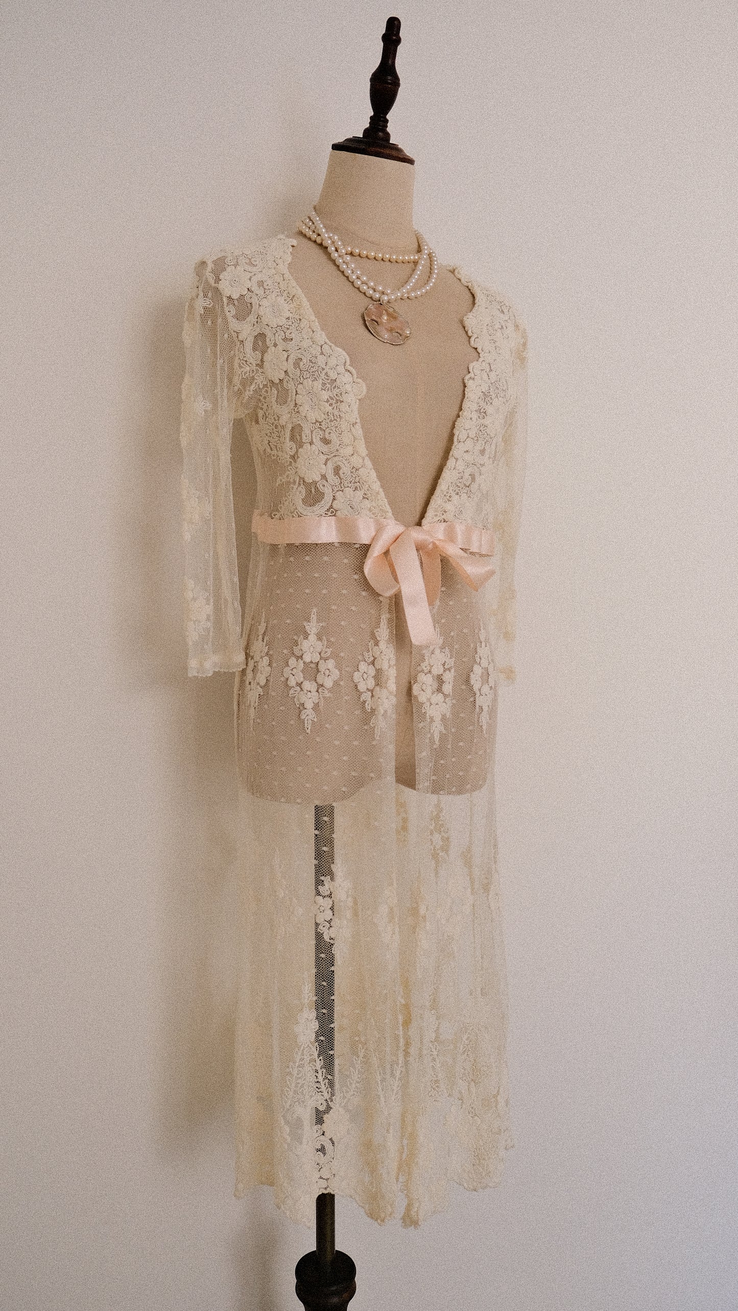 Vintage Lace French duster (S)