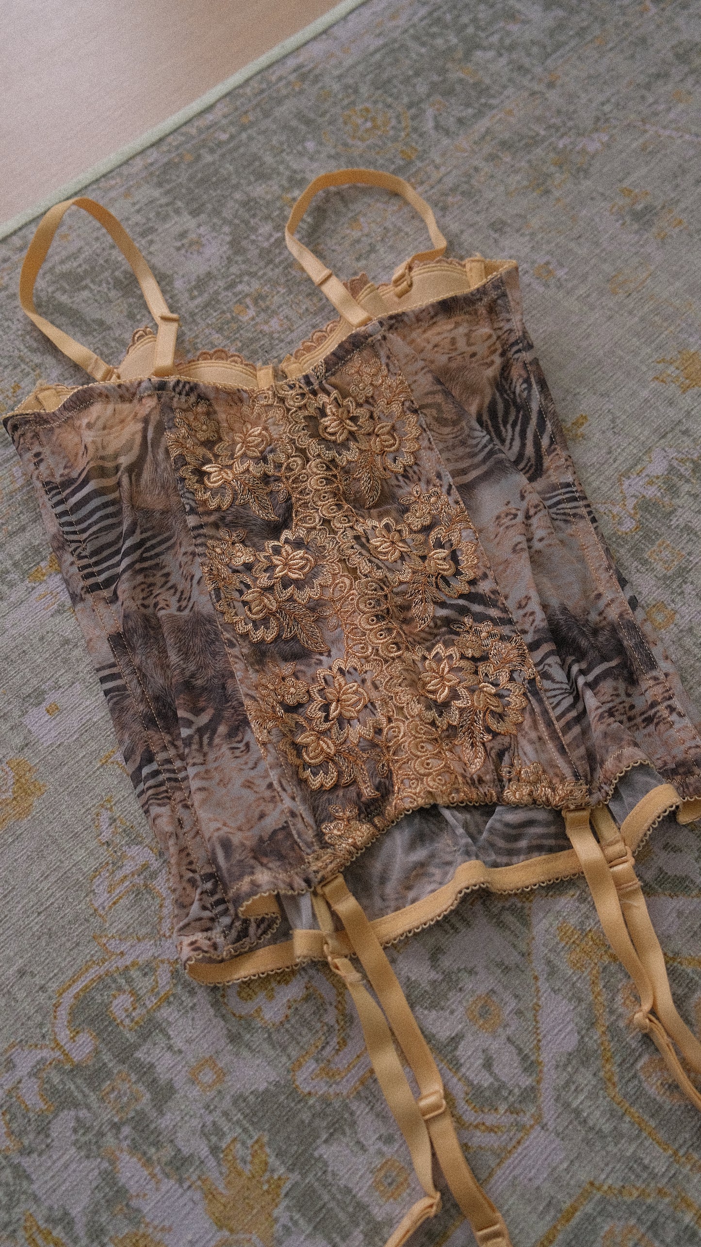 Vintage animal print corset (24B/75B)