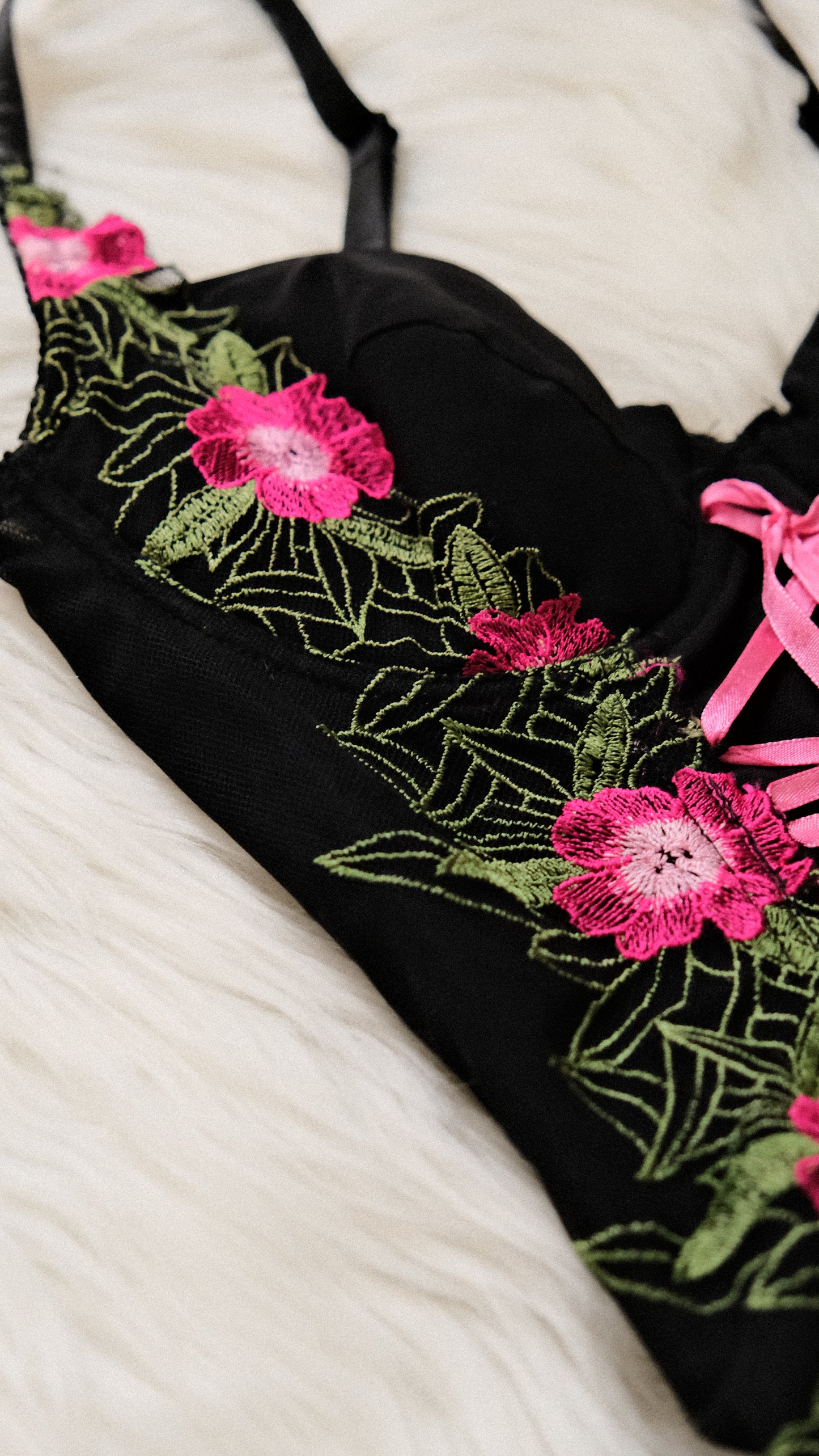 Dark Floral corset (70B/32B)