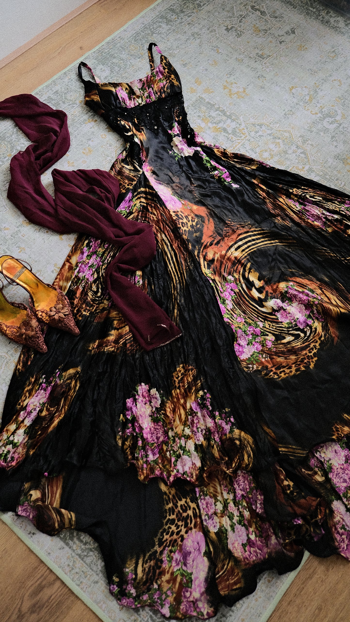 Thistle & Smoke dress (S-M)