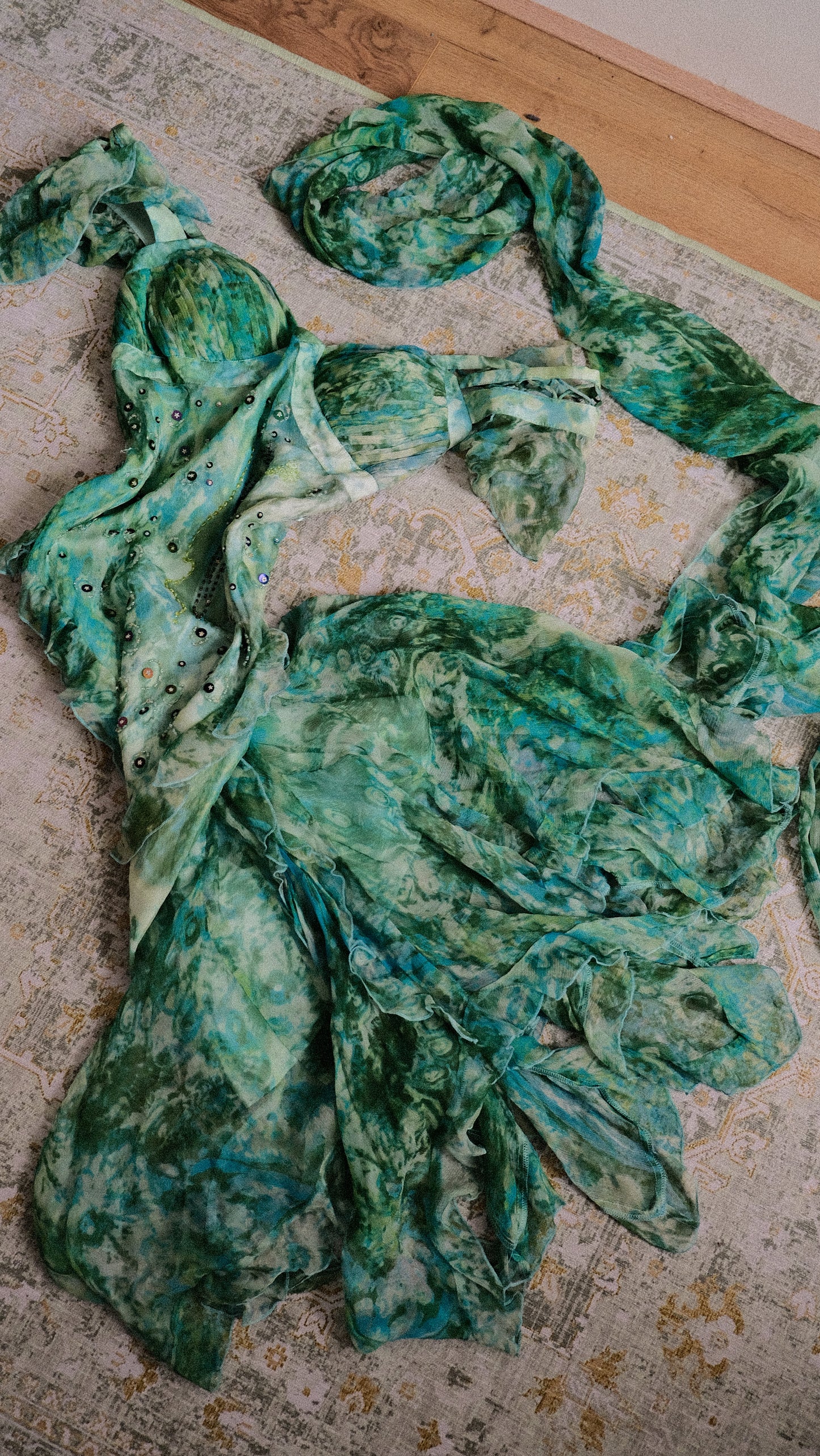 The mystic garden dress (L, L/XL, XL)