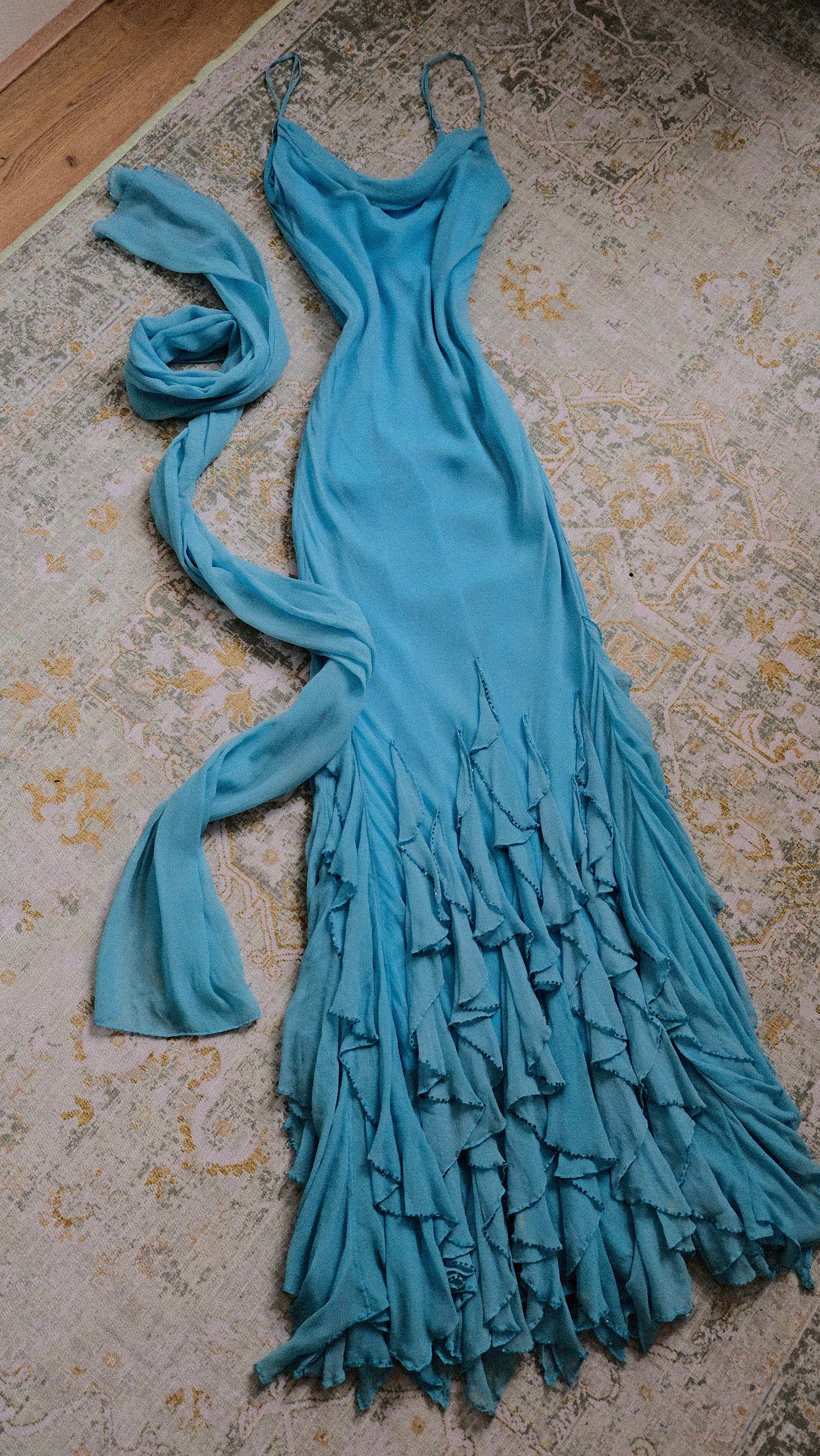 Bluebell Ruffle dress (M)