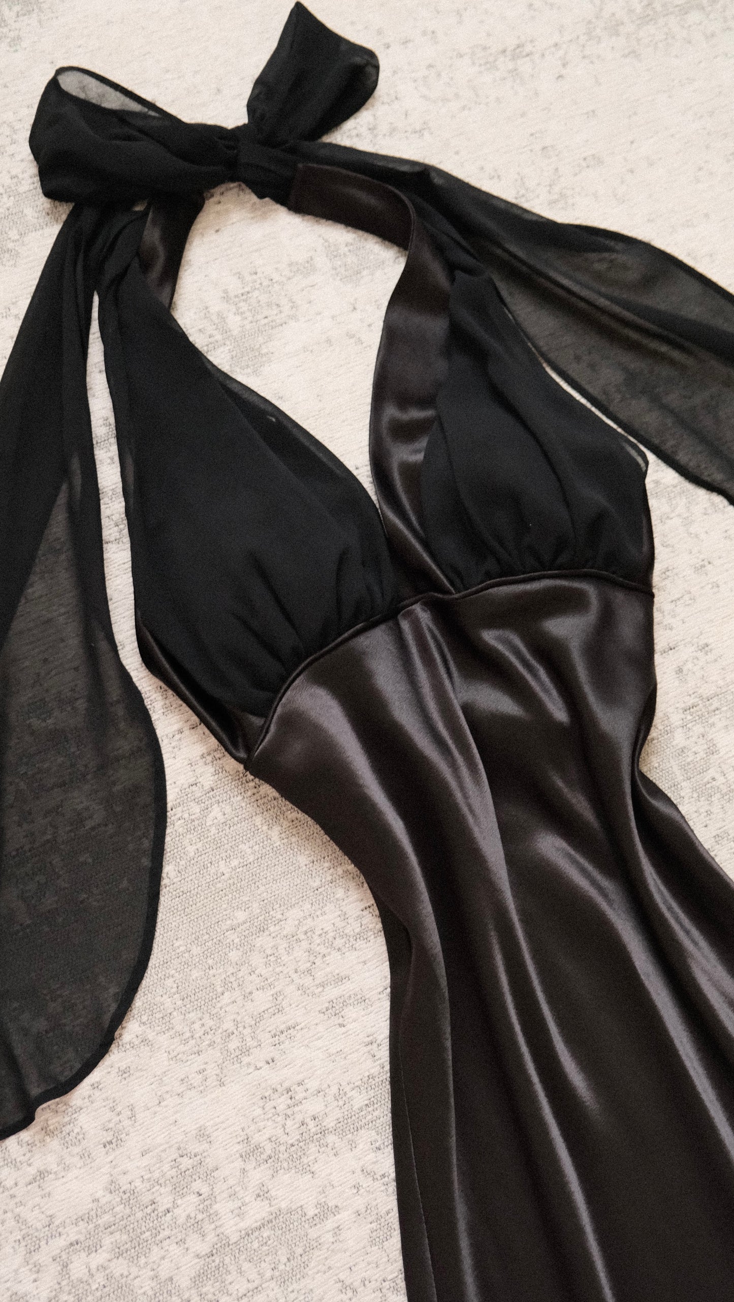 The Dark Dahlia dress (M/L, L)