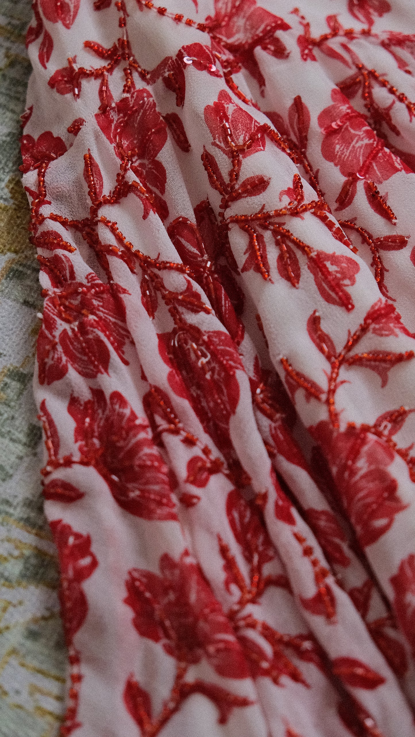 Kissed by red florals dress (M)