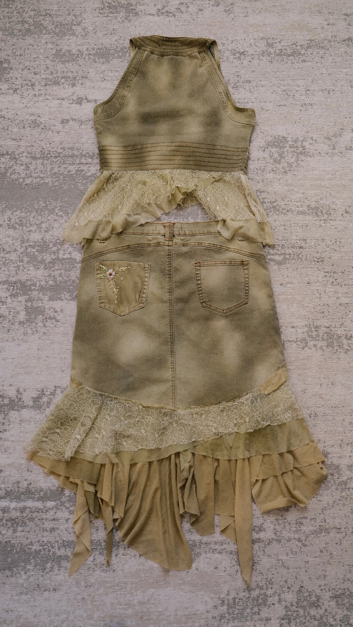 Dust & Daisies 2 piece set (M)