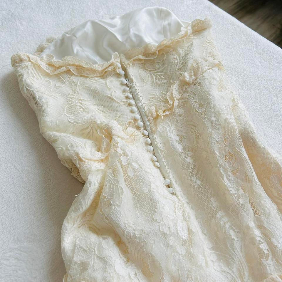 Layered fairytale wedding dress (M)