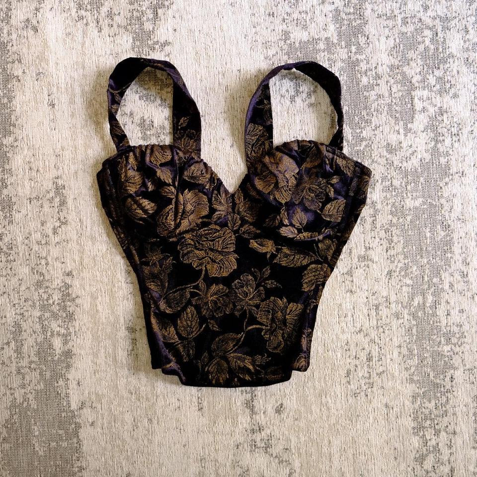 A midnight vineyard romance top (L)