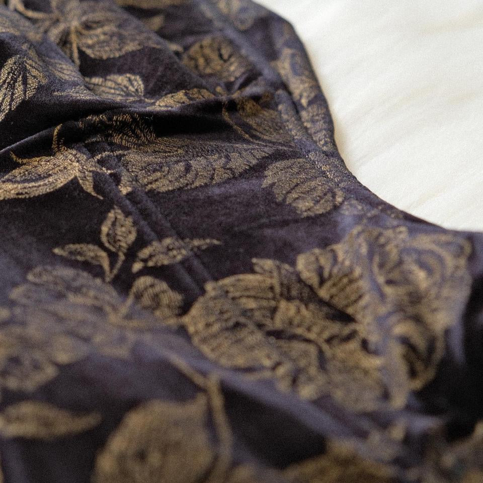 A midnight vineyard romance top (L)