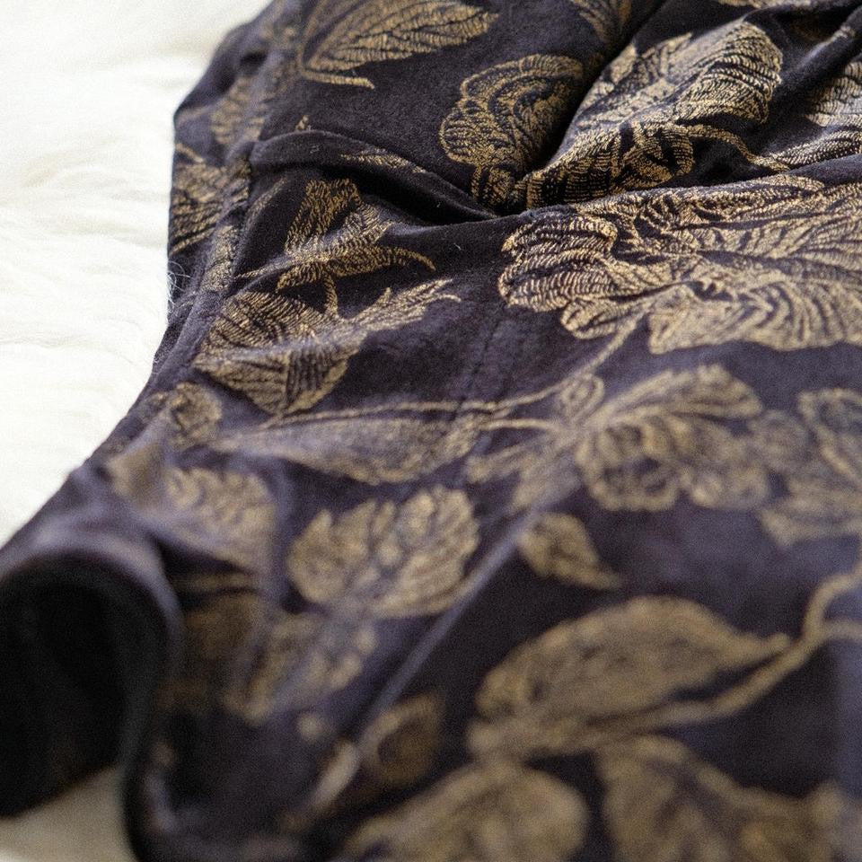 A midnight vineyard romance top (L)