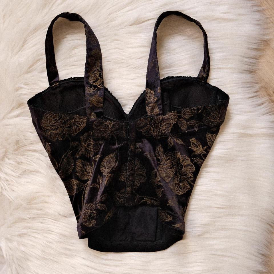 A midnight vineyard romance top (L)