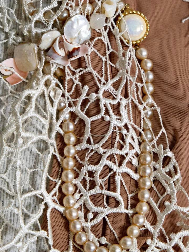 Nude reworked mermaid corset (36/80)