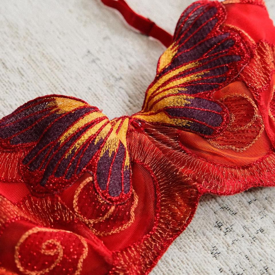 Vintage French Butterfly bra (75B/34B)