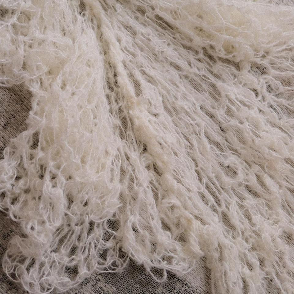 Fairytale knitted poncho (universal sizing)