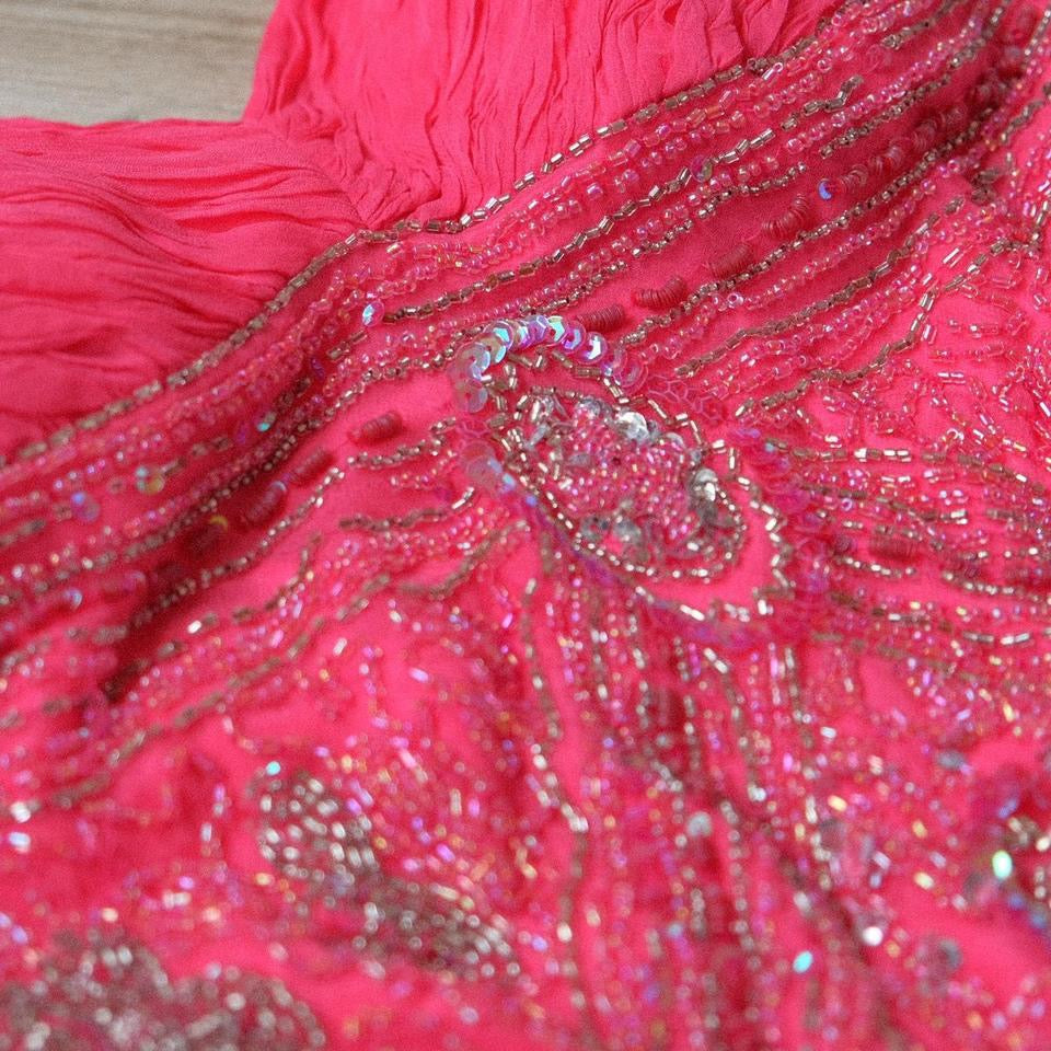 Dazzling hot pink evening gown (M, M/L)