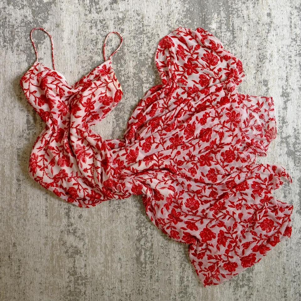 Kissed by red florals dress (M)