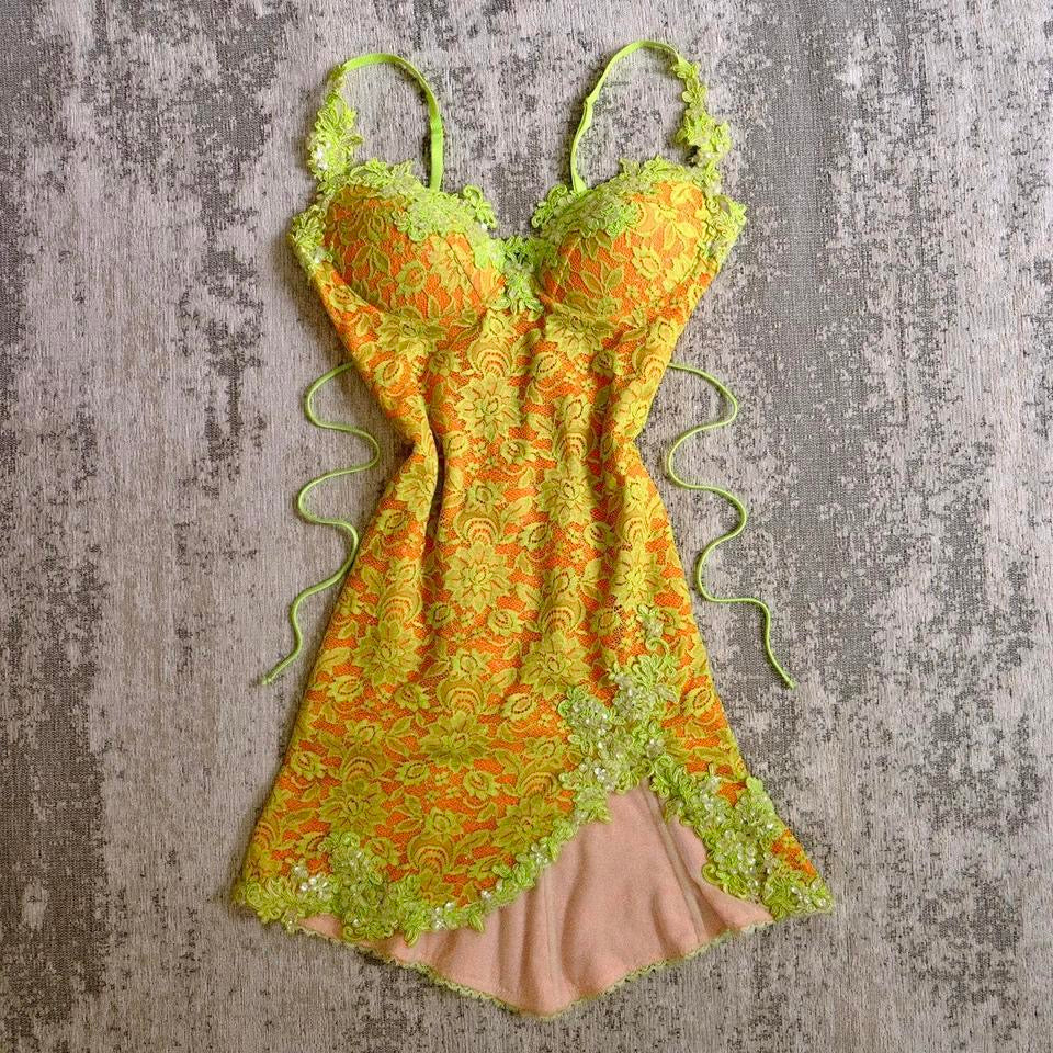 The melon fever English designer corset dress (XS-S/M)