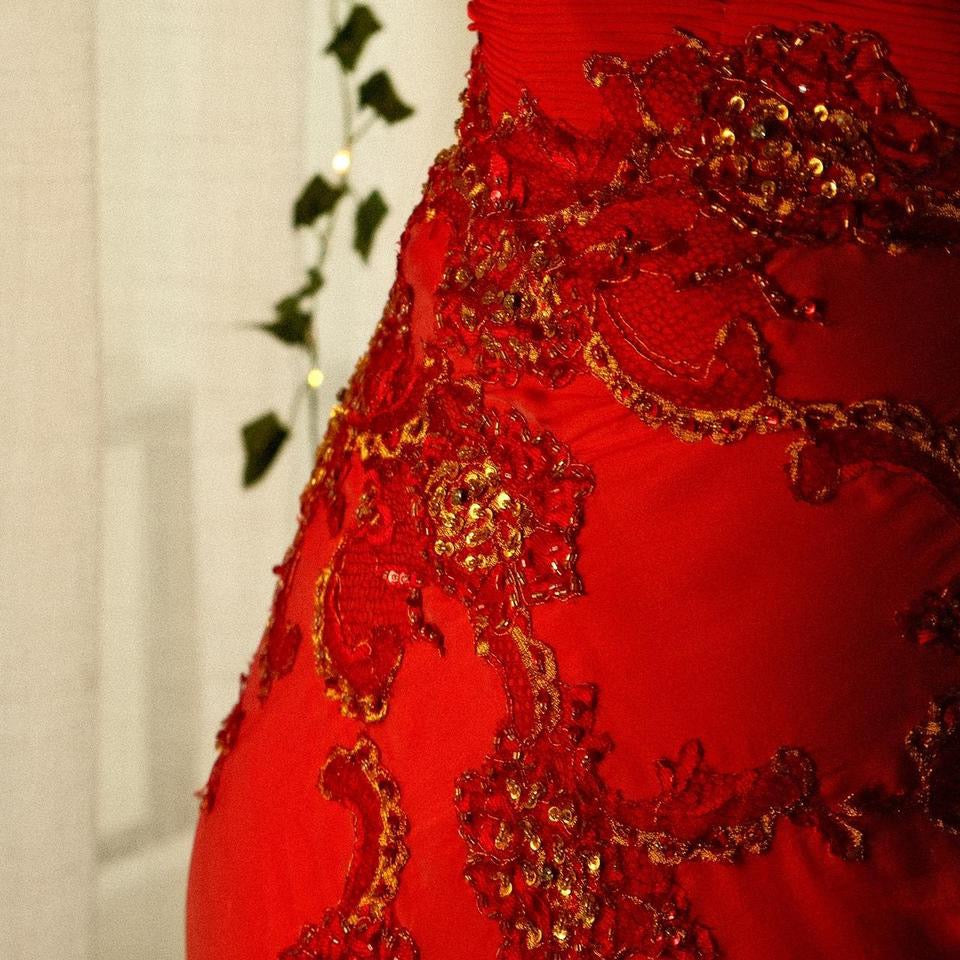 Magical red ruby dress (M-L)