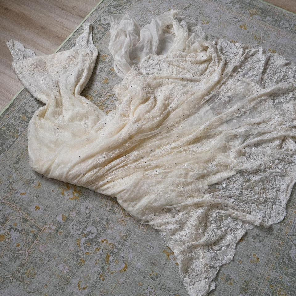 Princess bustier wedding gown (S/M)