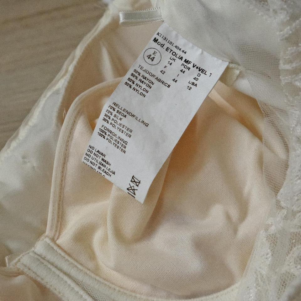 Princess bustier wedding gown (S/M)