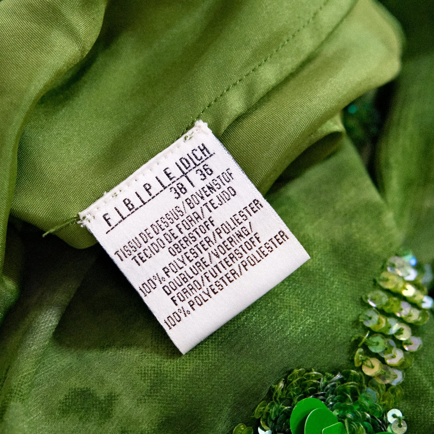 Hugged by ivy dress (M)