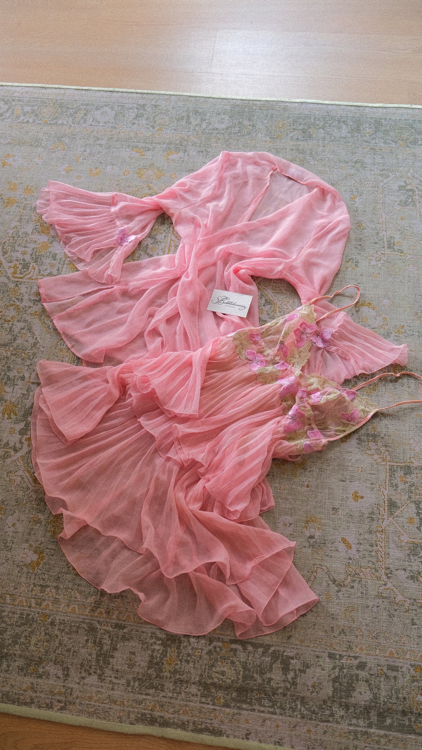 Vintage Italian pink butterfly 2 piece lingerie set (S-S/M)