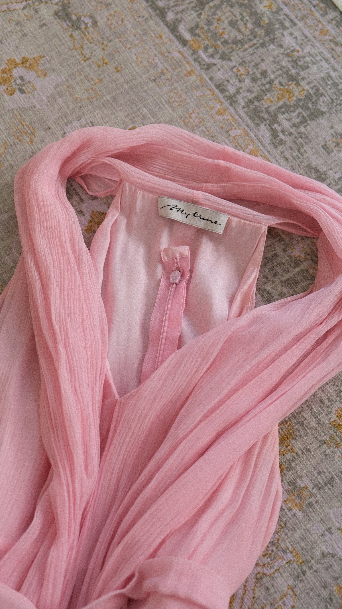 Flowy soft pink dress (S-S/M)